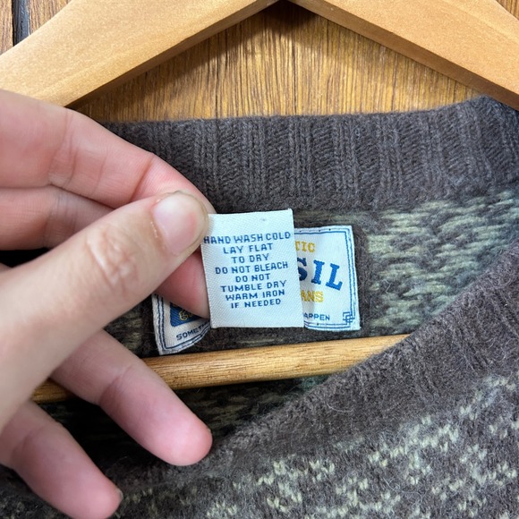 Vintage Fossil Brand Jeans Mens Fair Isle Snowflake Crew Neck Sweater XL Brown - Picture 7 of 8